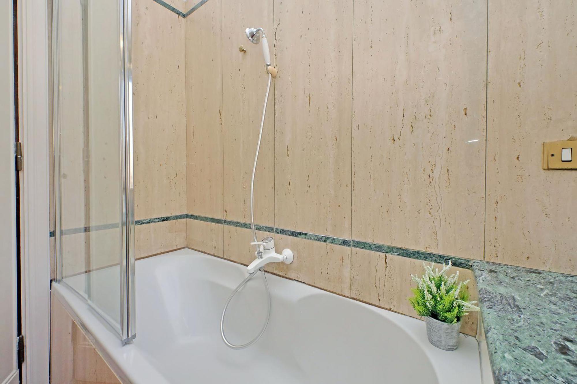 4bnb - Spacious Gracchi Appartamento *